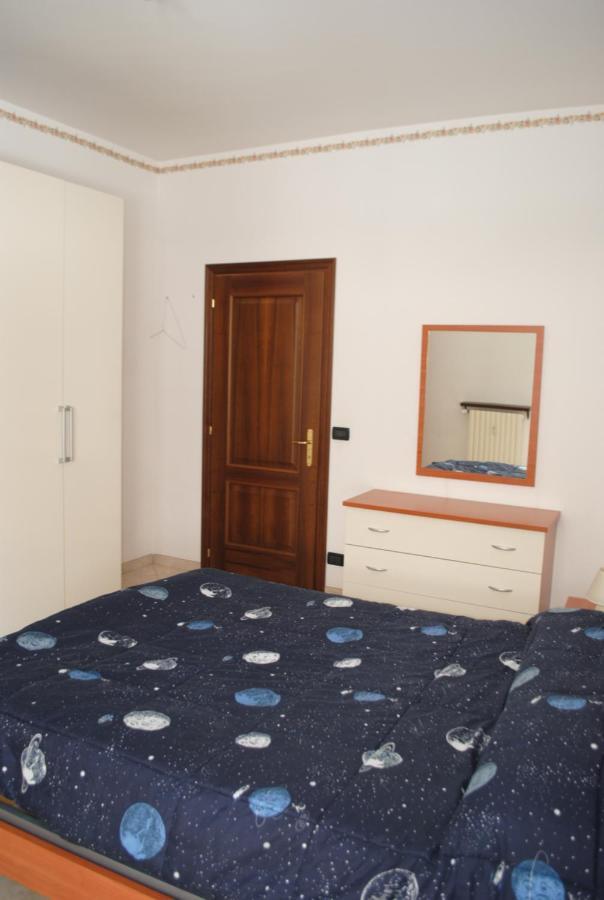 Appartamento A Marina dʼAndora Exteriör bild